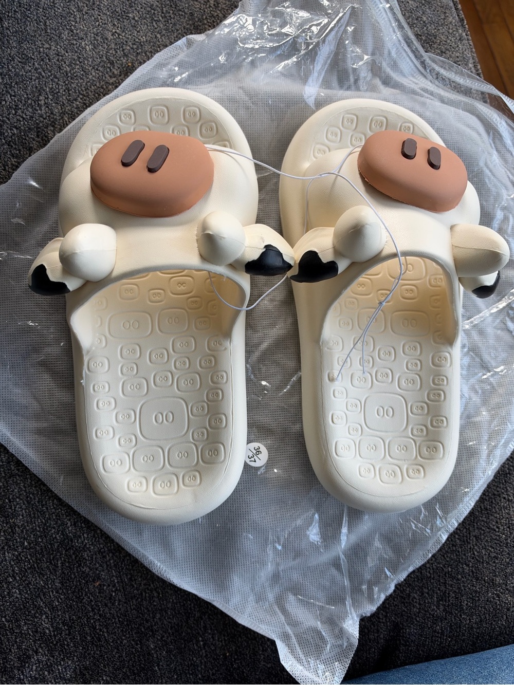 Womans Cream Novelty Cow Slide Sandals